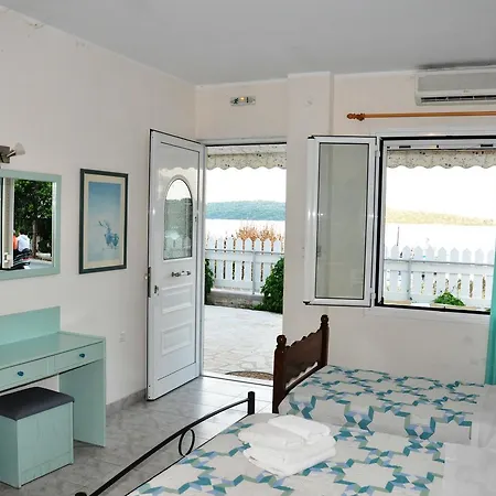 Seafront 3br & بيت للعطل