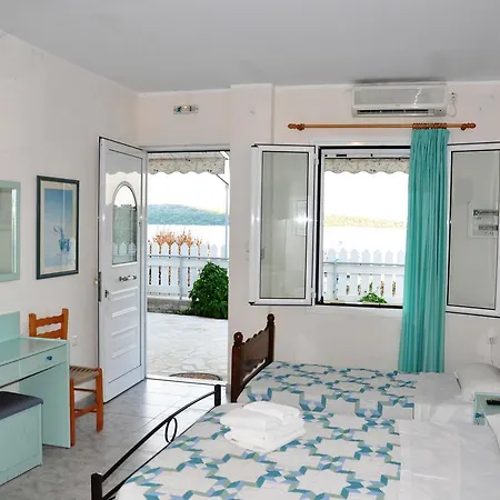 Seafront 3br & نيدري