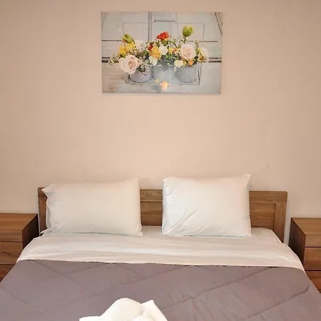 Seafront 3br & نيدري