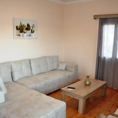 Seafront 3br & نيدري