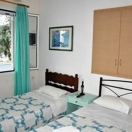 Seafront 3br & Feriehus