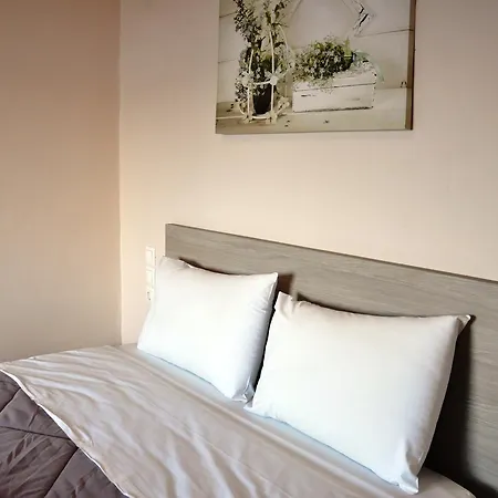 Seafront 3br & Feriehus *